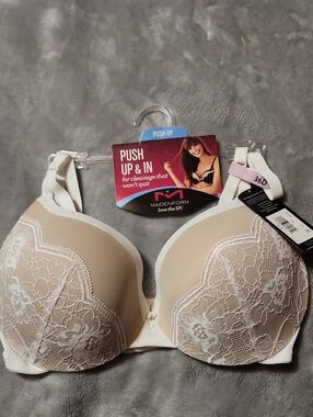 Maidenform Push-Up Lace T-Shirt Bra in Beige and White